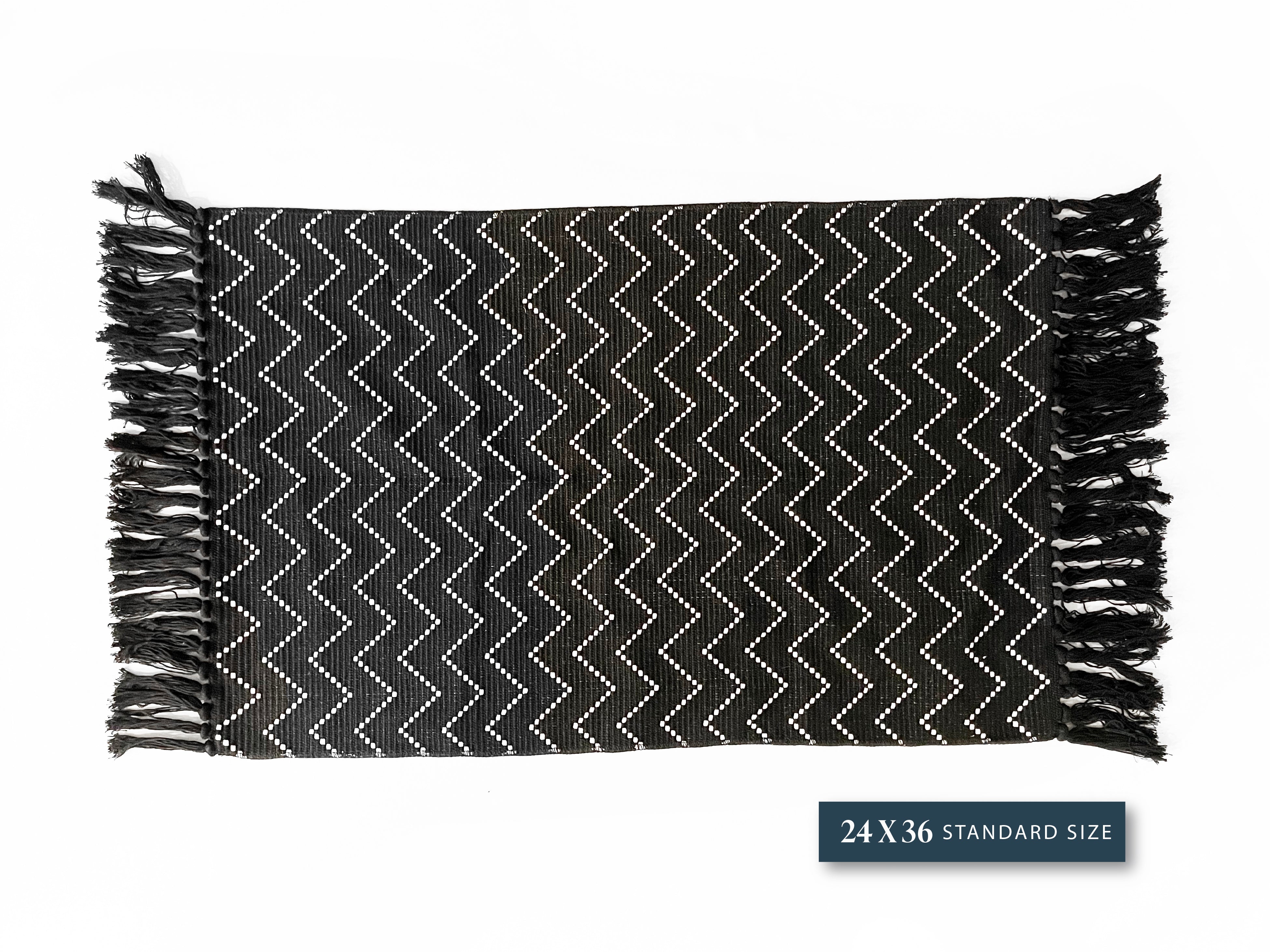 Black and White Modern Zig Zag Layering Rug